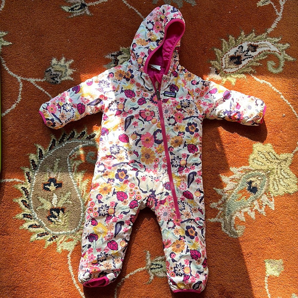 Patagonia lightweight snowsuit 6m